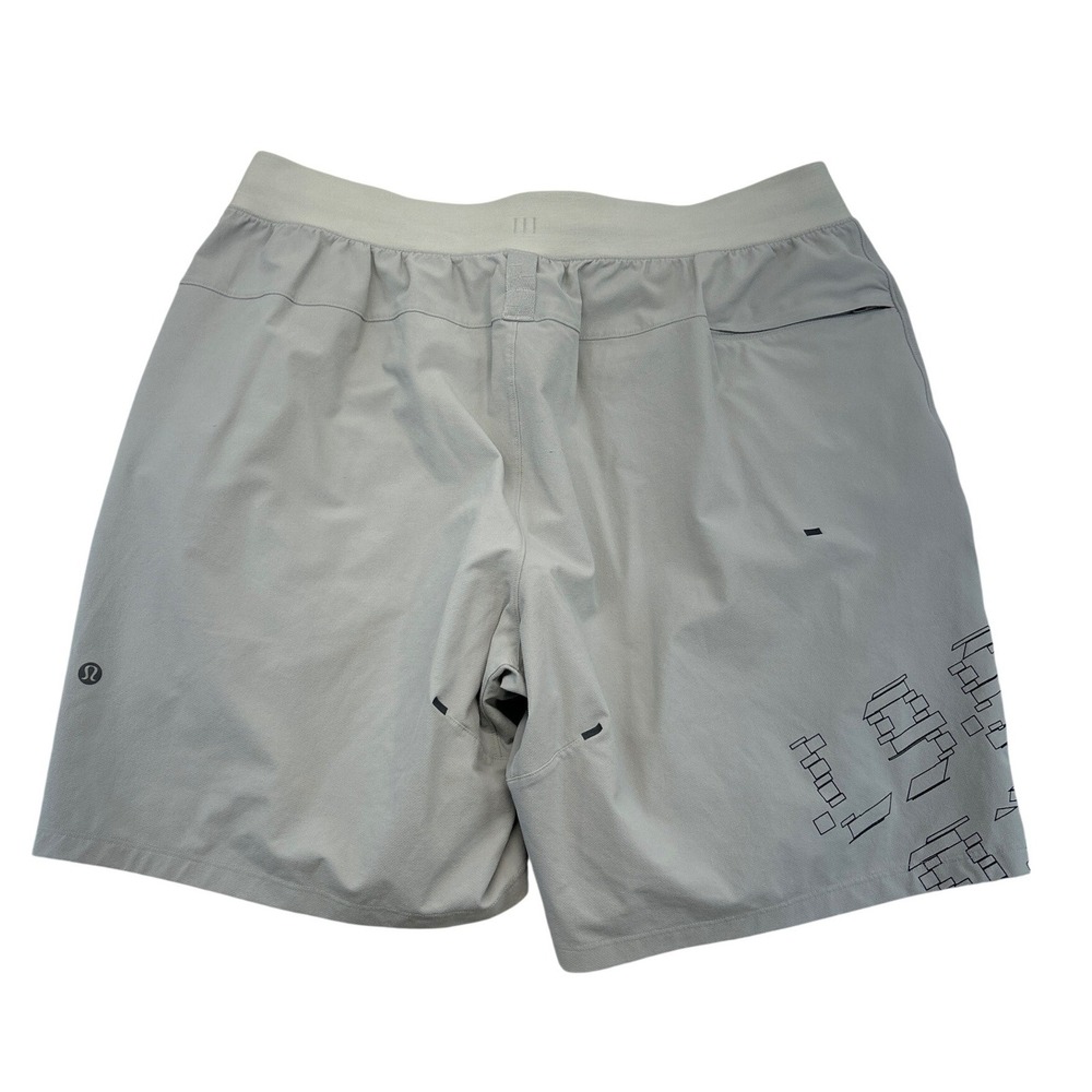 Lululemon Shorts Mens XL Grey License to Train 7" Graphic Athletic Linerless - Picture 2 of 6